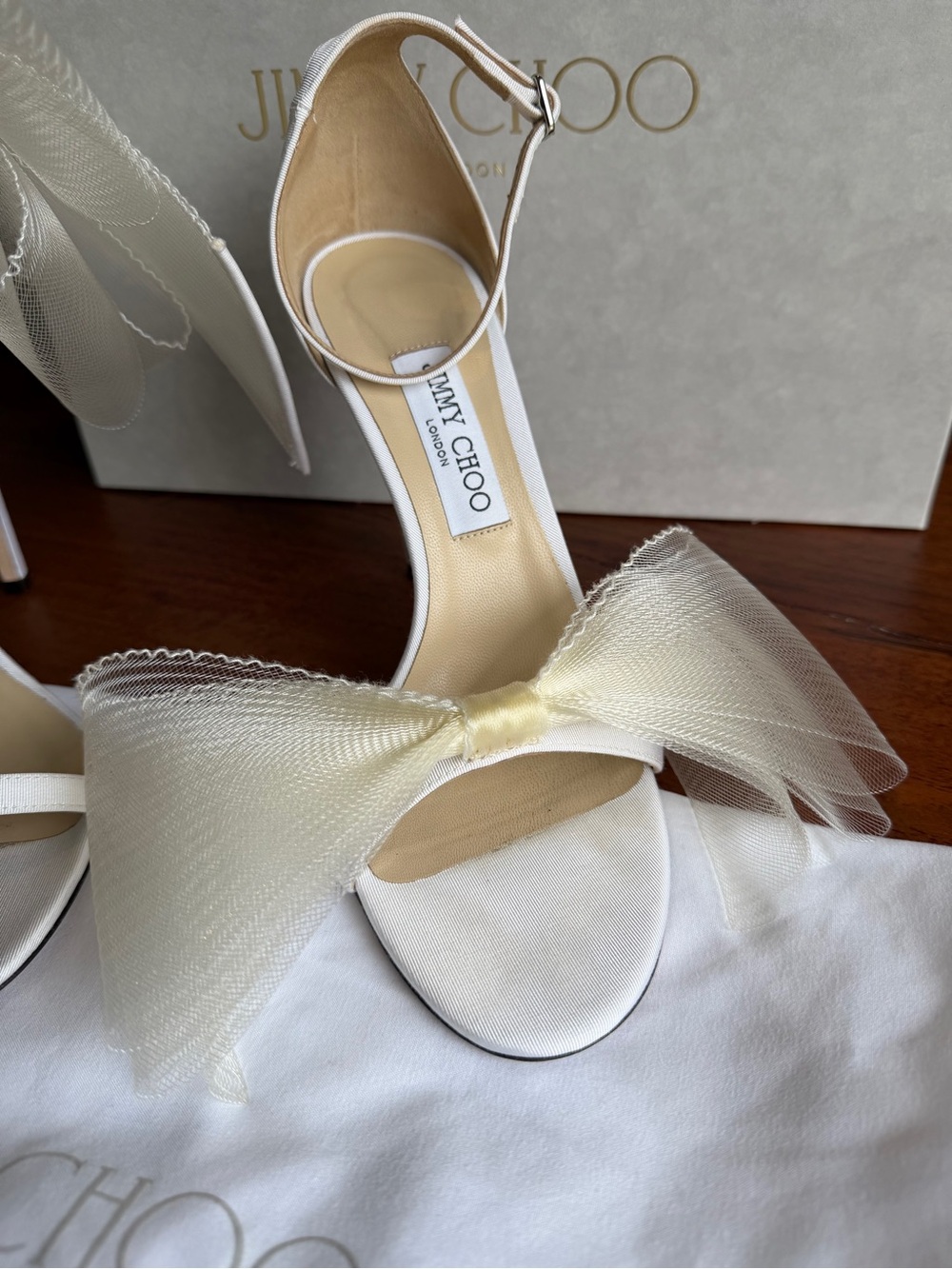 Authentic Jimmy Choo Ivory Ankle-Strap Sandals with Tulle Bow - Picture 2 of 8